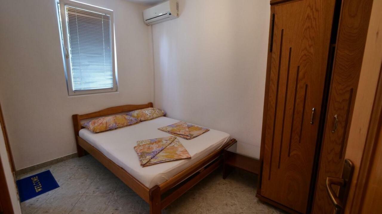 Familien Apartment Zeno Ulcinj Zewnętrze zdjęcie